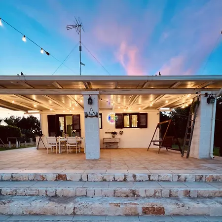 Вилла 32 - Charming House With Pool
