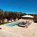 Villa 32 - Charming House With Pool