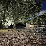 32 - Charming House With Pool Villa *