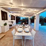 32 - Charming House With Pool Villa *