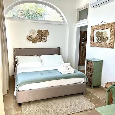 Villa 32 - Charming House With Pool