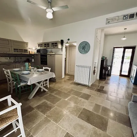 Villa 32 - Charming House With Pool