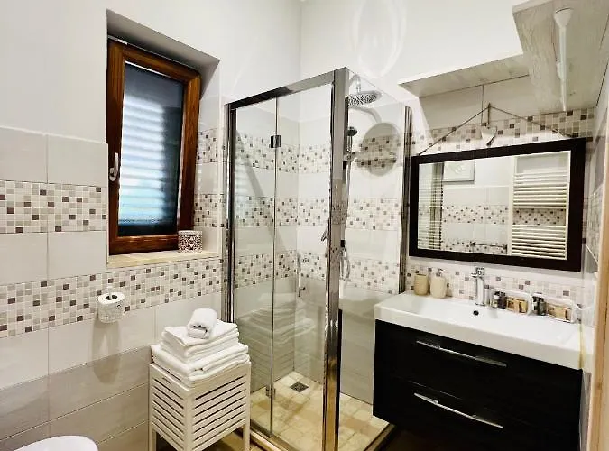 Villa 32 - Charming House With Pool *