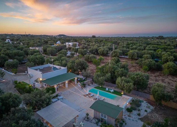 32 - Charming House With Pool Villa *