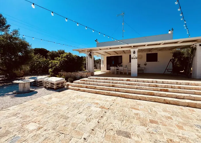 32 - Charming House With Pool *