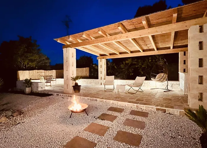 32 - Charming House With Pool Villa *