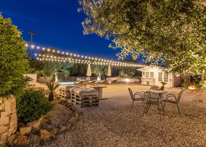 Villa 32 - Charming House With Pool Ostuni